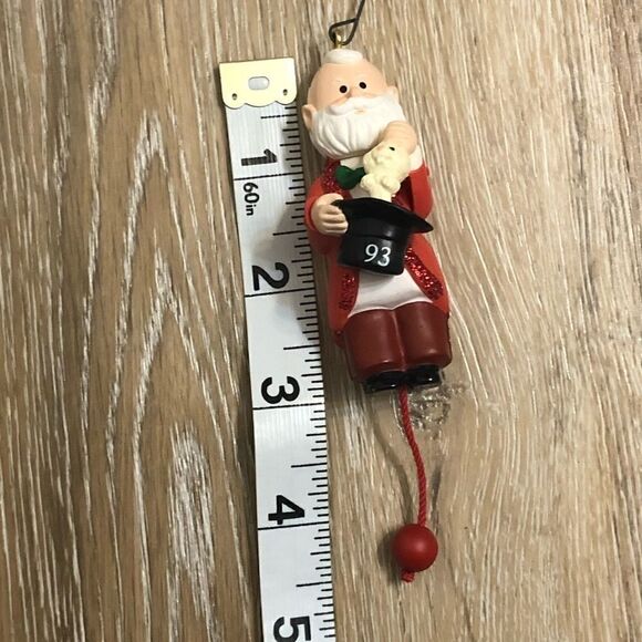 Vintage 93 Hallmark Keepsake Christmas Ornament Thats Entertainment Santa - Picture 4 of 8